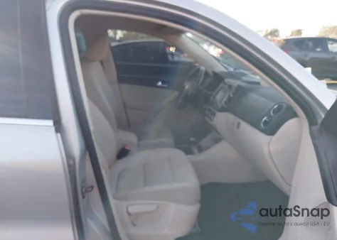 2010 Volkswagen Tiguan Wolfsburg Edition from USA, damaged, VIN WVGAV9AX8AW535724